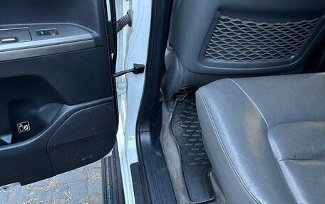 Toyota Land Cruiser 200, 2010 год, 3 250 000 рублей, 14 фотография