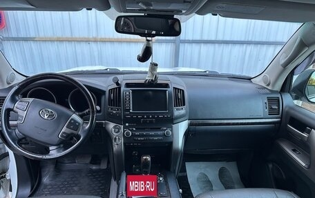 Toyota Land Cruiser 200, 2010 год, 3 250 000 рублей, 13 фотография