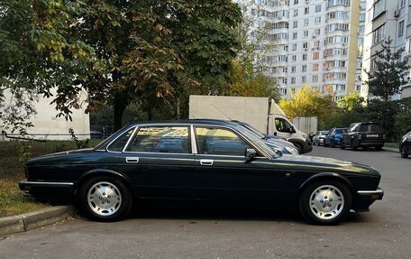 Jaguar XJ III (X350), 1993 год, 1 200 000 рублей, 6 фотография