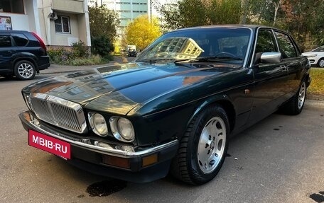 Jaguar XJ III (X350), 1993 год, 1 200 000 рублей, 4 фотография