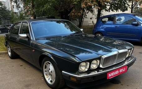 Jaguar XJ III (X350), 1993 год, 1 200 000 рублей, 3 фотография