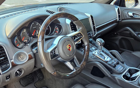 Porsche Cayenne III, 2017 год, 4 000 000 рублей, 6 фотография
