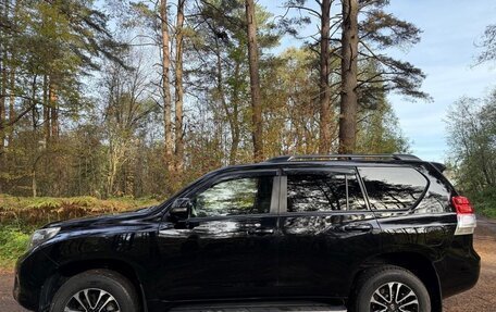Toyota Land Cruiser Prado 150 рестайлинг 2, 2013 год, 2 900 000 рублей, 2 фотография