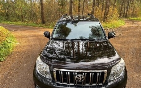 Toyota Land Cruiser Prado 150 рестайлинг 2, 2013 год, 2 900 000 рублей, 9 фотография
