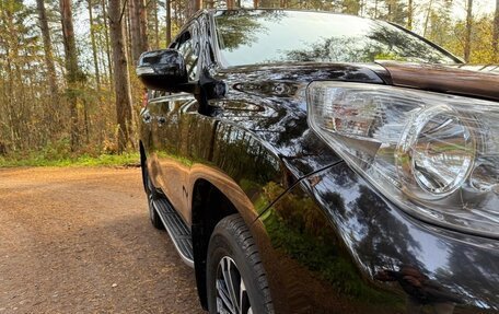 Toyota Land Cruiser Prado 150 рестайлинг 2, 2013 год, 2 900 000 рублей, 11 фотография
