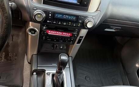 Toyota Land Cruiser Prado 150 рестайлинг 2, 2013 год, 2 900 000 рублей, 24 фотография