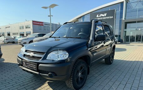Chevrolet Niva I рестайлинг, 2015 год, 765 000 рублей, 3 фотография