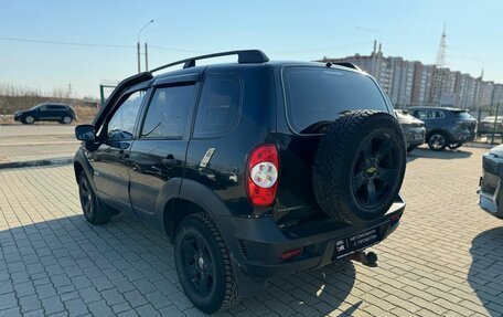 Chevrolet Niva I рестайлинг, 2015 год, 765 000 рублей, 5 фотография