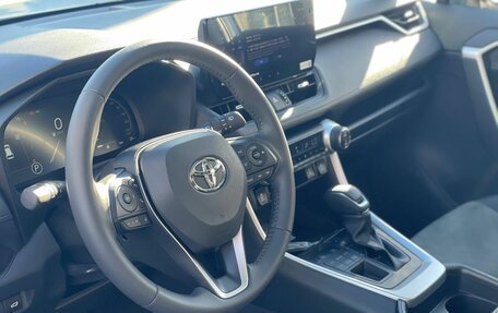 Toyota RAV4, 2025 год, 3 950 000 рублей, 11 фотография