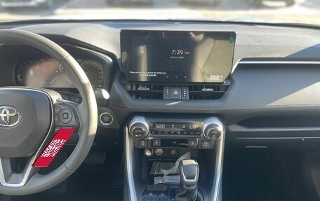 Toyota RAV4, 2025 год, 3 950 000 рублей, 19 фотография