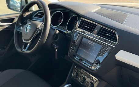 Volkswagen Tiguan II, 2017 год, 2 050 000 рублей, 10 фотография