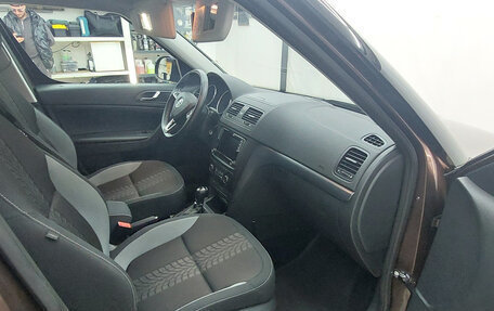 Skoda Yeti I рестайлинг, 2015 год, 1 380 000 рублей, 7 фотография