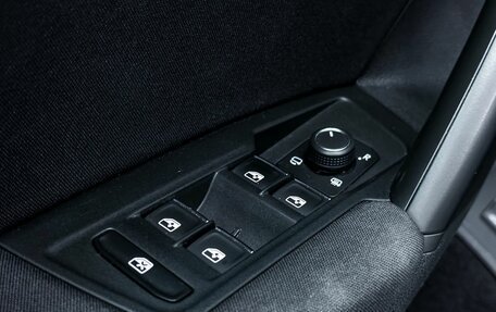 Volkswagen Tiguan II, 2020 год, 3 200 000 рублей, 9 фотография