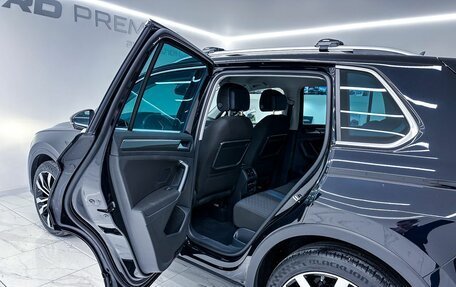Volkswagen Tiguan II, 2020 год, 3 200 000 рублей, 22 фотография