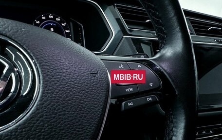 Volkswagen Tiguan II, 2020 год, 3 200 000 рублей, 13 фотография