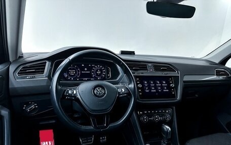 Volkswagen Tiguan II, 2020 год, 3 200 000 рублей, 19 фотография