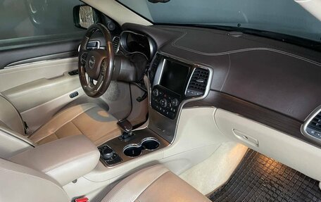 Jeep Grand Cherokee, 2014 год, 1 900 000 рублей, 13 фотография
