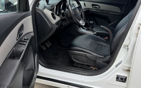 Chevrolet Cruze II, 2013 год, 640 000 рублей, 25 фотография