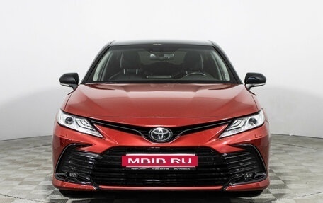 Toyota Camry, 2021 год, 3 289 898 рублей, 2 фотография