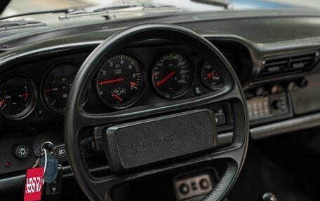 Porsche 911, 1985 год, 22 000 000 рублей, 19 фотография