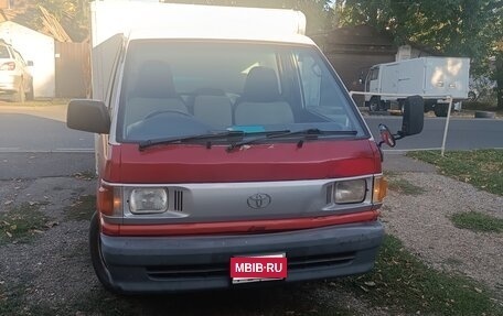 Toyota Lite Ace IV, 1997 год, 450 000 рублей, 1 фотография