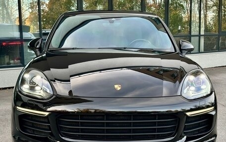 Porsche Cayenne III, 2016 год, 4 050 000 рублей, 2 фотография