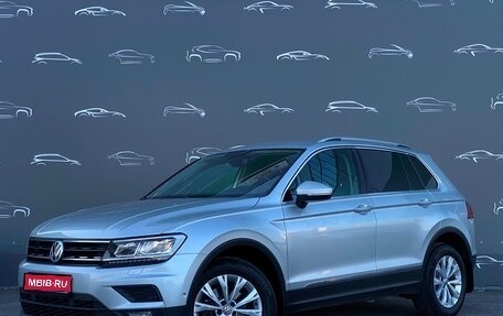 Volkswagen Tiguan II, 2017 год, 1 994 800 рублей, 1 фотография