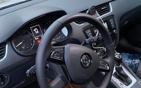 Skoda Octavia, 2013 год, 1 850 000 рублей, 24 фотография