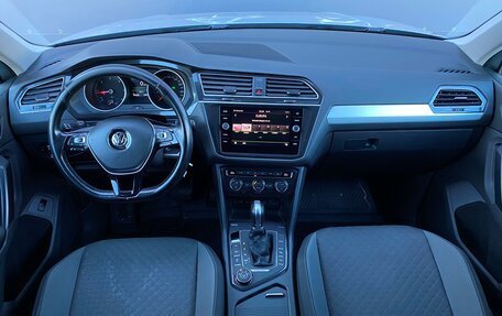 Volkswagen Tiguan II, 2017 год, 1 994 800 рублей, 6 фотография