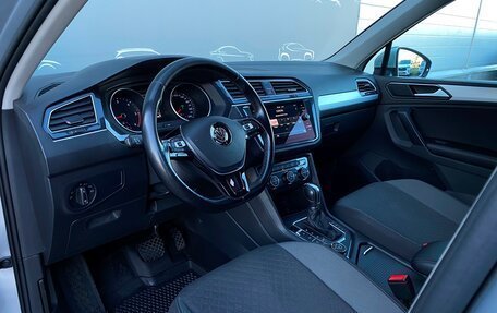 Volkswagen Tiguan II, 2017 год, 1 994 800 рублей, 5 фотография
