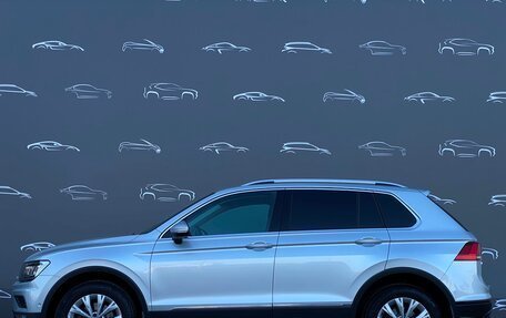 Volkswagen Tiguan II, 2017 год, 1 994 800 рублей, 12 фотография