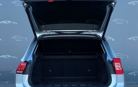 Volkswagen Tiguan II, 2017 год, 1 994 800 рублей, 13 фотография