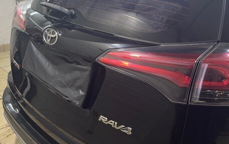 Toyota RAV4, 2018 год, 2 500 000 рублей, 4 фотография