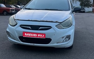 Hyundai Solaris II рестайлинг, 2012 год, 600 000 рублей, 1 фотография