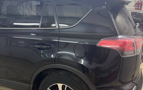 Toyota RAV4, 2018 год, 2 500 000 рублей, 23 фотография