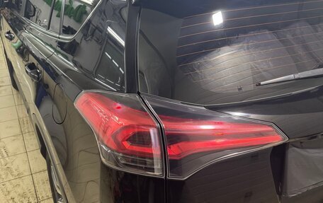 Toyota RAV4, 2018 год, 2 500 000 рублей, 25 фотография