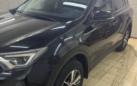 Toyota RAV4, 2018 год, 2 500 000 рублей, 27 фотография