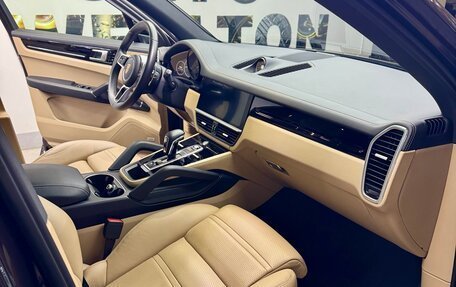 Porsche Cayenne III, 2020 год, 10 300 000 рублей, 12 фотография