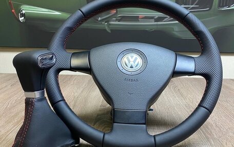 Volkswagen Golf V, 2005 год, 650 000 рублей, 24 фотография