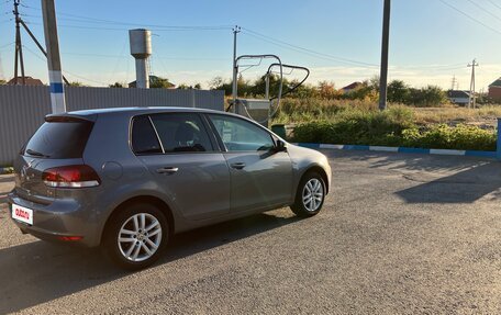 Volkswagen Golf VI, 2010 год, 700 000 рублей, 4 фотография