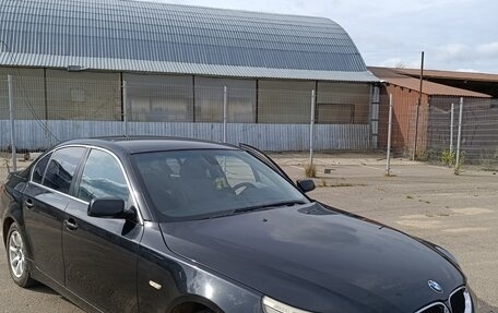 BMW 5 серия, 2003 год, 900 000 рублей, 9 фотография