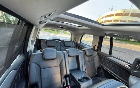 Mercedes-Benz GL-Класс, 2013 год, 3 000 000 рублей, 13 фотография