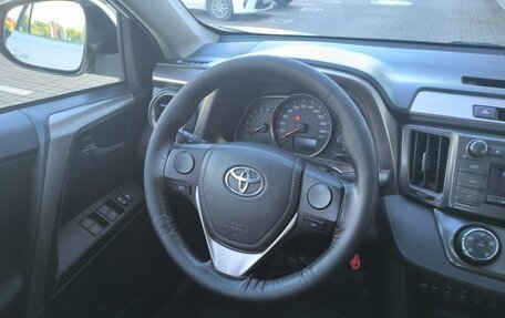 Toyota RAV4, 2015 год, 2 225 165 рублей, 21 фотография