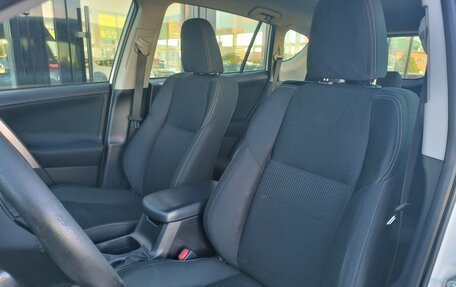 Toyota RAV4, 2015 год, 2 225 165 рублей, 31 фотография