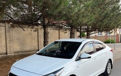 Hyundai Solaris II рестайлинг, 2018 год, 875 000 рублей, 1 фотография