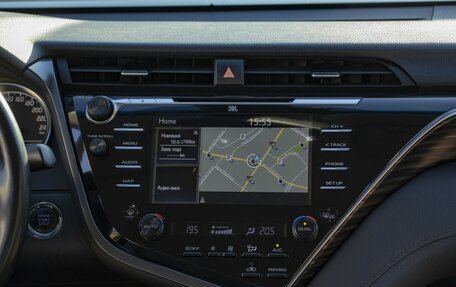 Toyota Camry, 2018 год, 2 348 000 рублей, 17 фотография