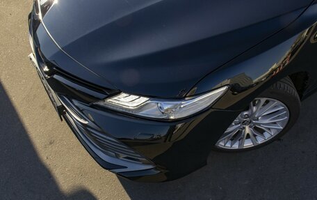 Toyota Camry, 2018 год, 2 348 000 рублей, 28 фотография