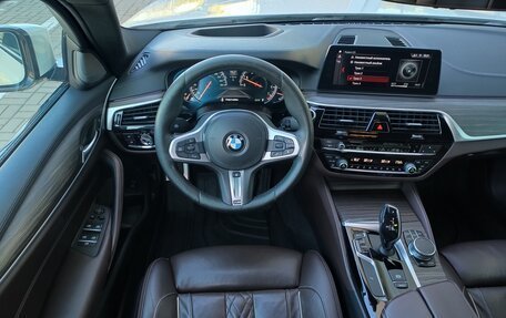 BMW 5 серия, 2017 год, 3 790 000 рублей, 17 фотография