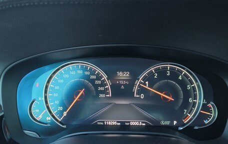 BMW 5 серия, 2017 год, 3 790 000 рублей, 15 фотография