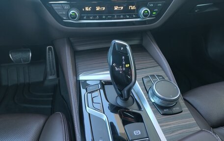 BMW 5 серия, 2017 год, 3 790 000 рублей, 28 фотография